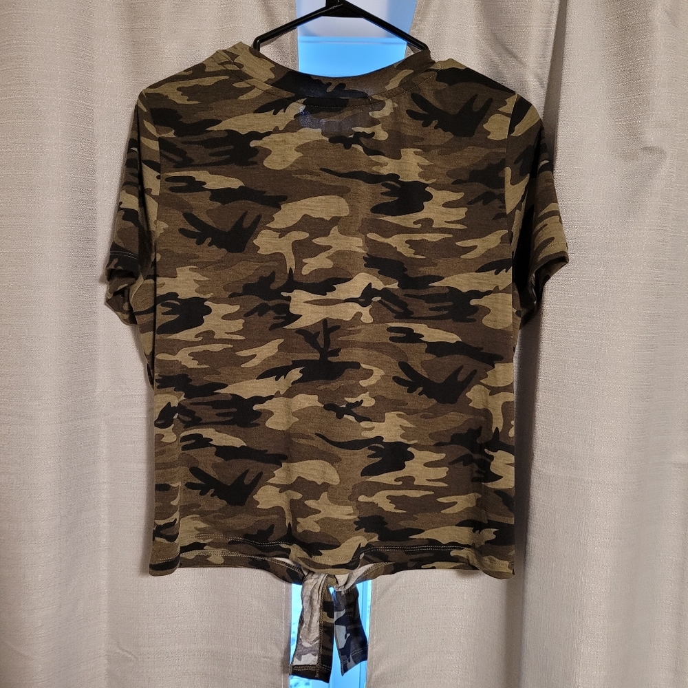 2 Shein crop tops - Picture 11 of 11